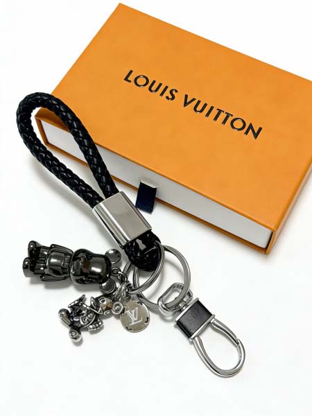 2026年2月3日入荷新品ルイヴィトン キーホルダー ギフト/誕生日/記念品/アクセサリーxin工場