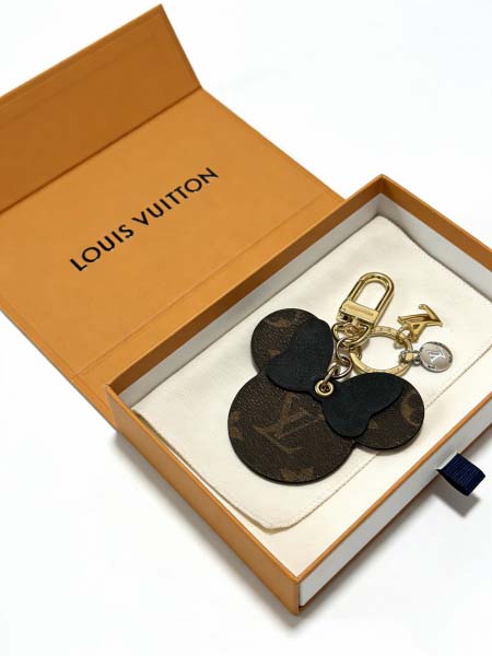 2026年2月3日入荷新品ルイヴィトン キーホルダー ギフト/誕生日/記念品/アクセサリーxin工場