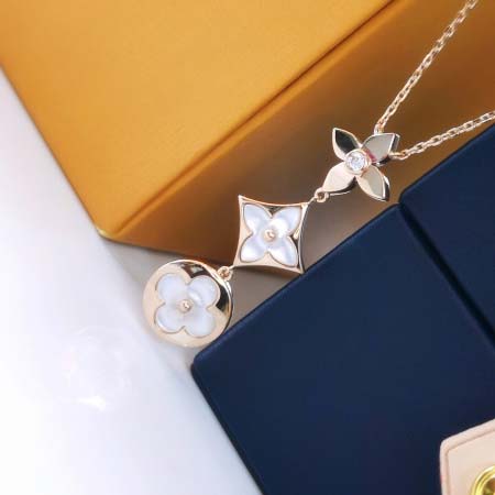 2026年2月3日入荷新品ルイヴィトンネックレスギフト/誕生日/記念品/アクセサリーxin工場