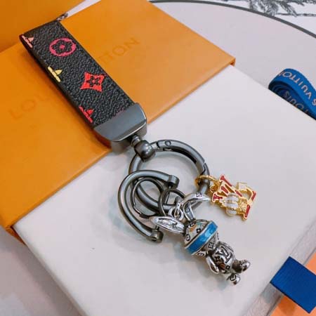 2026年2月3日入荷新品ルイヴィトン キーホルダー ギフト/誕生日/記念品/アクセサリーxin工場
