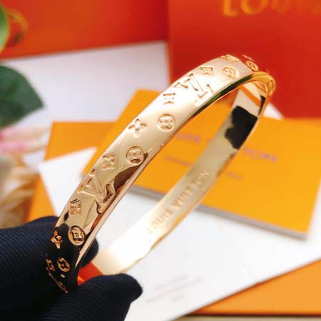 2026年2月3日入荷新品ルイヴィトン腕輪/ブレスレットギフト/誕生日/記念品/アクセサリーxin工場