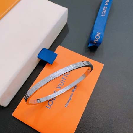 2026年2月3日入荷新品ルイヴィトンブレスレットギフト/誕生日/記念品/アクセサリーxin工場