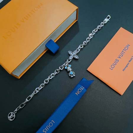 2026年2月3日入荷新品ルイヴィトンブレスレットギフト/誕生日/記念品/アクセサリーxin工場
