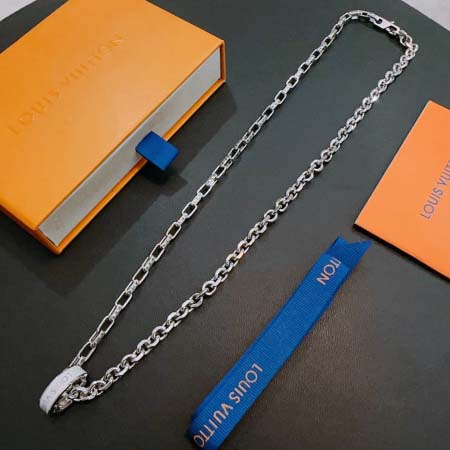 2026年2月3日入荷新品ルイヴィトンネックレスギフト/誕生日/記念品/アクセサリーxin工場