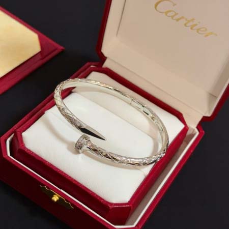 2026年2月3日入荷新品カルティエ腕輪/ブレスレットギフト/誕生日/記念品/アクセサリーxin工場