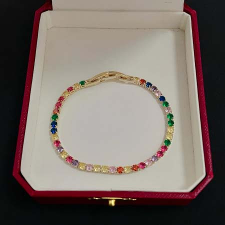 2026年2月3日入荷新品カルティエブレスレットギフト/誕生日/記念品/アクセサリーxin工場