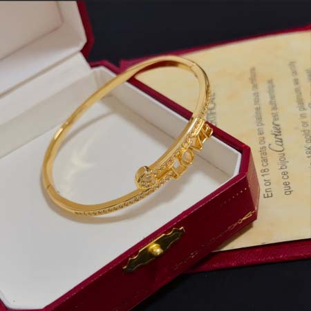 2026年2月3日入荷新品カルティエ腕輪/ブレスレットギフト/誕生日/記念品/アクセサリーxin工場