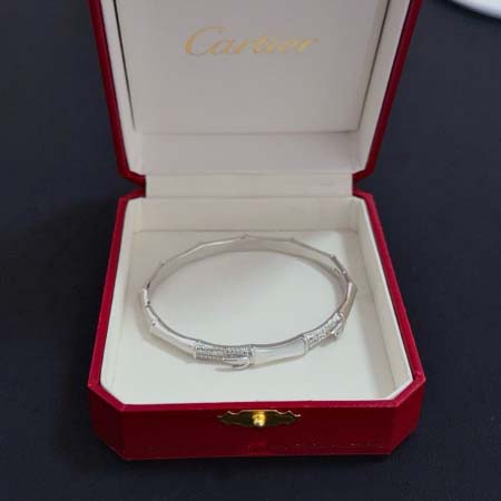 2026年2月3日入荷新品カルティエ腕輪/ブレスレットギフト/誕生日/記念品/アクセサリーxin工場