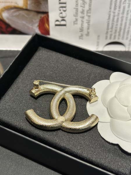 2026年2月4日入荷新品Chanelブローチギフト/誕生日/記念品/アクセサリーxin工場