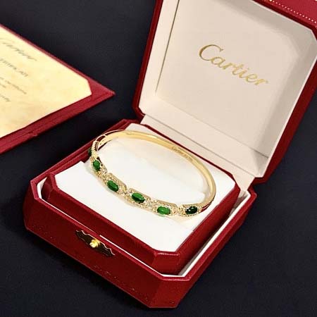 2026年2月4日入荷新品Cartier腕輪/ブレスレットギフト/誕生日/記念品/アクセサリーxin工場