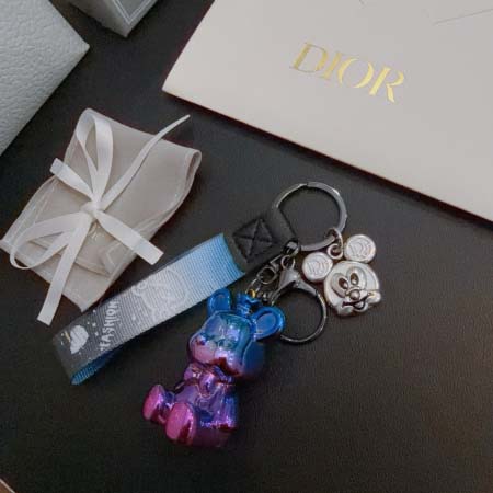 2026年2月5日入荷新品Dior キーホルダー ギフト/誕生日/記念品/アクセサリーxin工場