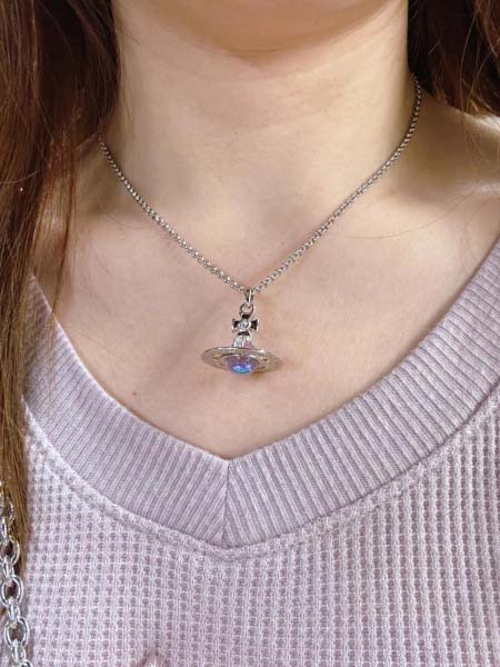 2026年2月5日入荷新品Vivienneネックレスギフト/誕生日/記念品/アクセサリーxin工場