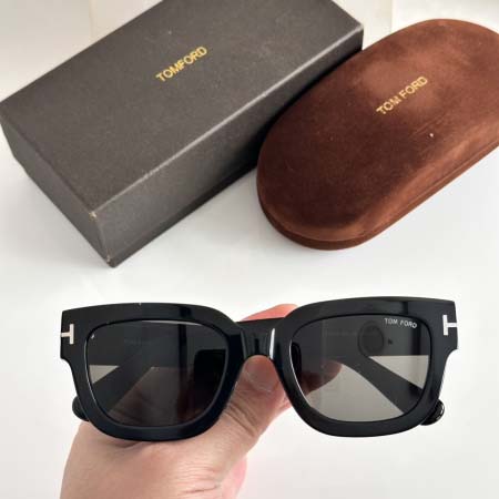 2026年2月6日入荷新品TOM FORD原版復刻サングラスギフト/誕生日/記念品/アクセサリーXY工場