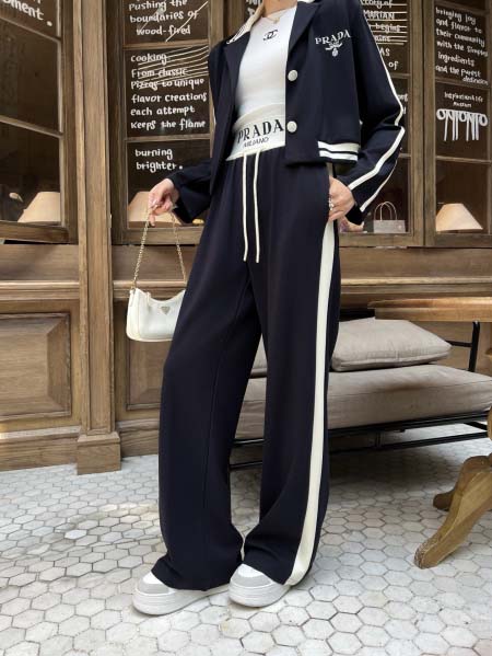 2026年2月26日入荷早春新作Pradaセットファッション/誕生日プレゼント/贈り物 can工場