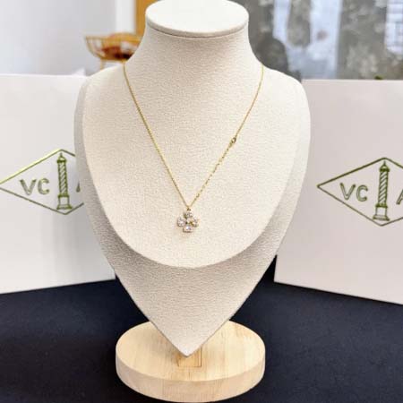 2026年2月1日入荷新品van cleef & arpel...