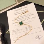 2026年2月1日入荷新品van cleef & arpelsブレスレットギフト/誕生日/記念品/アクセサリーxin工場