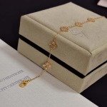 2026年2月1日入荷新品van cleef & arpelsブレスレットギフト/誕生日/記念品/アクセサリーxin工場