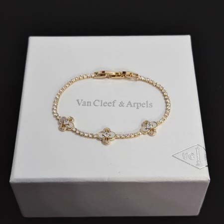 2026年2月1日入荷新品van cleef & arpel...