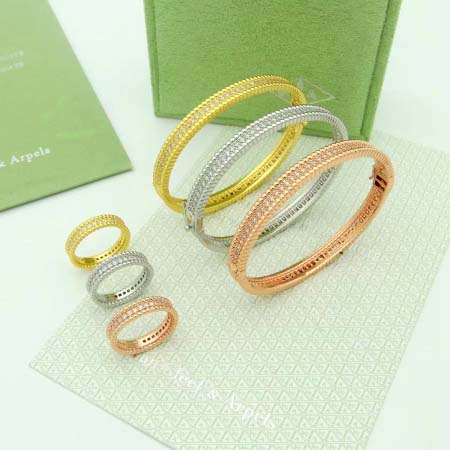 2026年2月1日入荷新品van cleef & arpel...