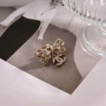 2026年2月2日入荷新品シャネルブローチギフト/誕生日/記念品/アクセサリーxin工場
