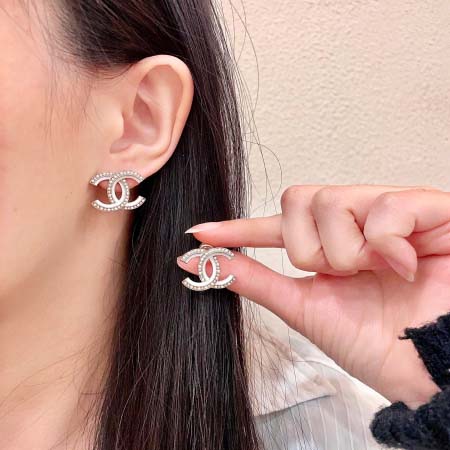2026年2月2日入荷新品シャネルピアスギフト/誕生日/記念...
