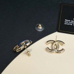 2026年2月2日入荷新品シャネルピアスギフト/誕生日/記念品/アクセサリーxin工場