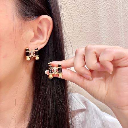 2026年2月2日入荷新品シャネルピアスギフト/誕生日/記念...