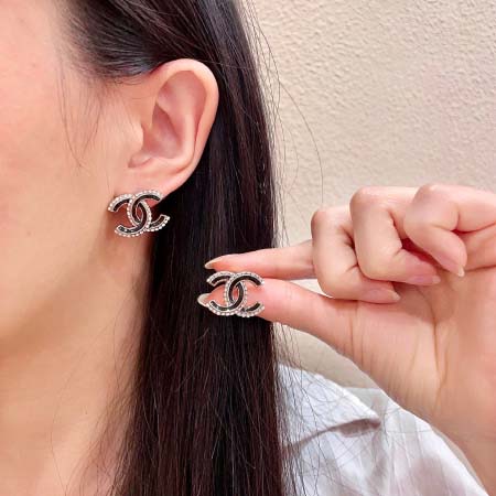 2026年2月2日入荷新品シャネルピアスギフト/誕生日/記念...