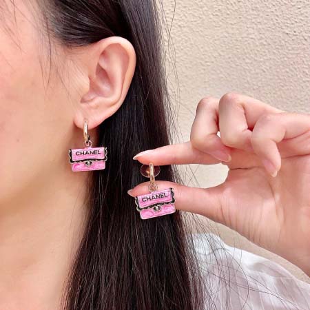 2026年2月2日入荷新品シャネルピアスギフト/誕生日/記念...