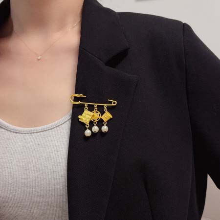 2026年2月2日入荷新品シャネルブローチギフト/誕生日/記...