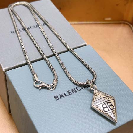 2026年2月3日入荷新品Balenciagaネックレスギフ...