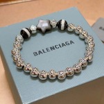 2026年2月3日入荷新品Balenciagaブレスレットギフト/誕生日/記念品/アクセサリーxin工場