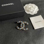 2026年2月3日入荷新品Chanelブローチギフト/誕生日/記念品/アクセサリーxin工場