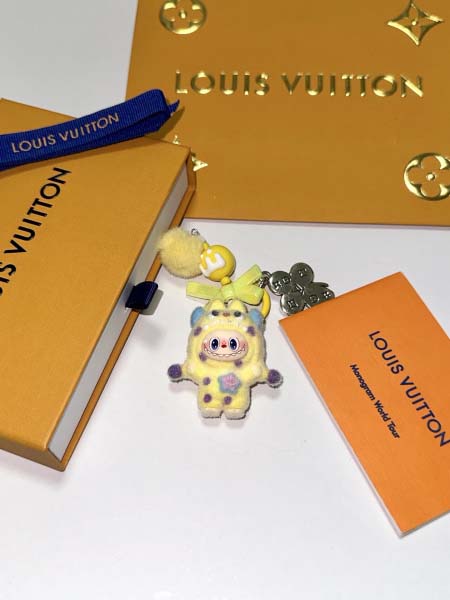 2026年2月3日入荷新品ルイヴィトン キーホルダー ギフト...
