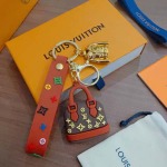 2026年2月3日入荷新品ルイヴィトン キーホルダー ギフト/誕生日/記念品/アクセサリーxin工場