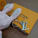 2026年2月3日入荷新品ルイヴィトン キーホルダー ギフト/誕生日/記念品/アクセサリーxin工場