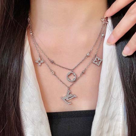 2026年2月3日入荷新品ルイヴィトンネックレスギフト/誕生...