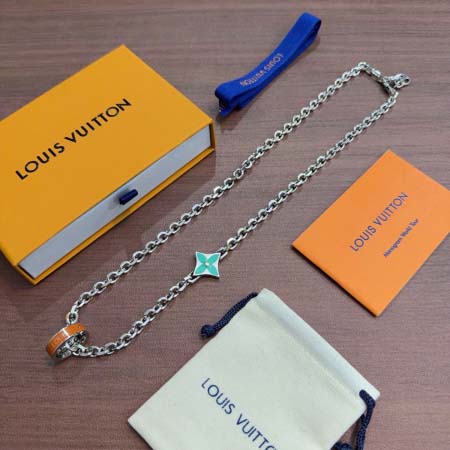 2026年2月3日入荷新品ルイヴィトンネックレスギフト/誕生...