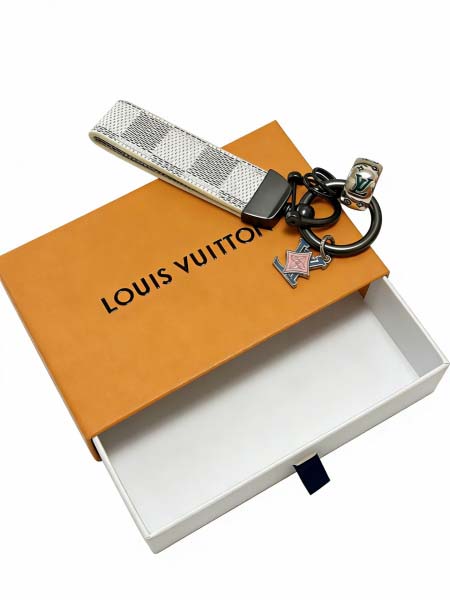 2026年2月3日入荷新品ルイヴィトン キーホルダー ギフト...