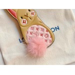 2026年2月3日入荷新品ルイヴィトン キーホルダー ギフト/誕生日/記念品/アクセサリーxin工場