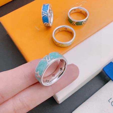 2026年2月3日入荷新品ルイヴィトン指輪ギフト/誕生日/記...