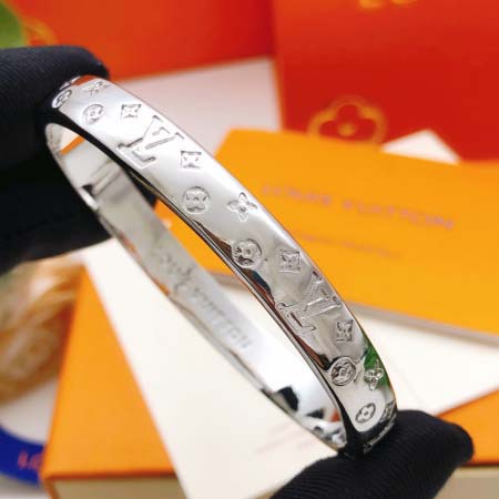 2026年2月3日入荷新品ルイヴィトン腕輪/ブレスレットギフ...