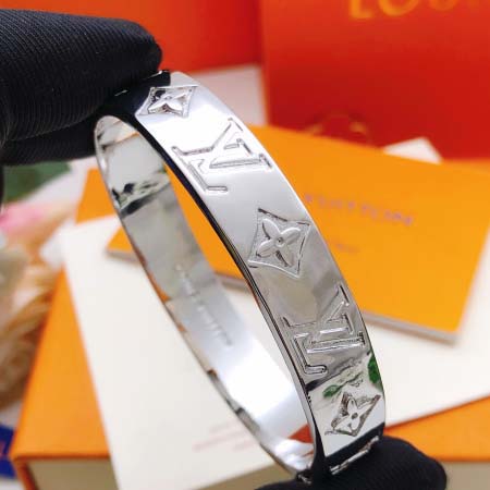 2026年2月3日入荷新品ルイヴィトン腕輪/ブレスレットギフ...