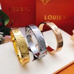 2026年2月3日入荷新品ルイヴィトン腕輪/ブレスレットギフト/誕生日/記念品/アクセサリーxin工場