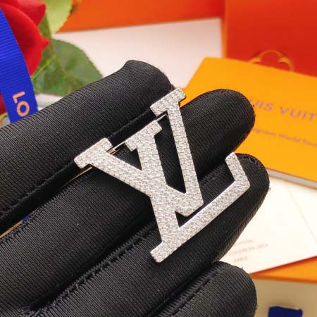 2026年2月3日入荷新品ルイヴィトンブローチギフト/誕生日...