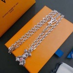 2026年2月3日入荷新品ルイヴィトンネックレスギフト/誕生日/記念品/アクセサリーxin工場