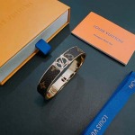 2026年2月3日入荷新品ルイヴィトンブレスレットギフト/誕生日/記念品/アクセサリーxin工場