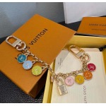 2026年2月3日入荷新品ルイヴィトン キーホルダー ギフト/誕生日/記念品/アクセサリーxin工場