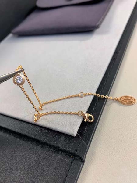 2026年2月3日入荷新品カルティエネックレスギフト/誕生日...