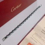 2026年2月3日入荷新品カルティエブレスレットギフト/誕生日/記念品/アクセサリーxin工場